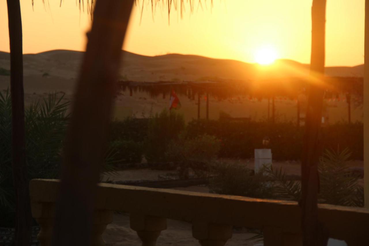 Hotel Golden Palm Oasis Fulayj al Masha'ikh Exterior foto